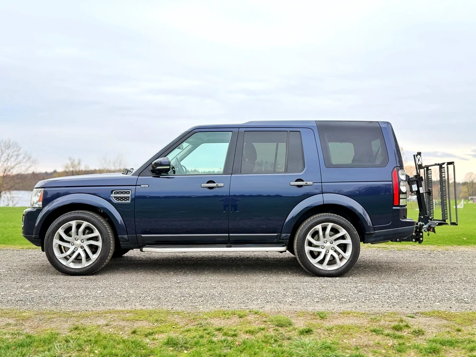 2014 Land Rover Discovery 4th Gen - Image 5 of 31