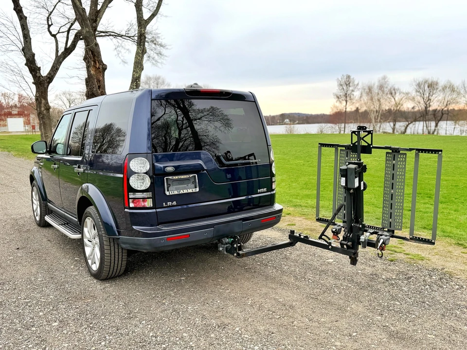2014 Land Rover Discovery 4th Gen - Image 10 of 31