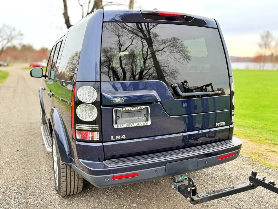 2014 Land Rover Discovery 4th Gen - Image 11 of 31