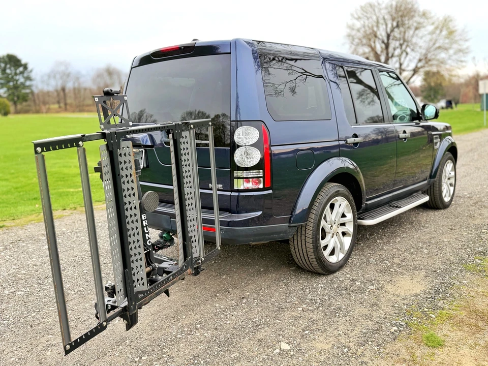 2014 Land Rover Discovery 4th Gen - Image 15 of 31