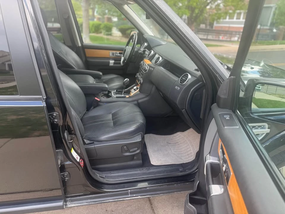 2014 Land Rover Discovery 4th Gen - Image 12 of 16