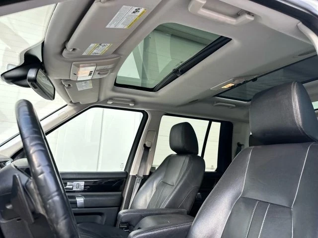 2014 Land Rover Discovery 4th Gen - Image 11 of 21