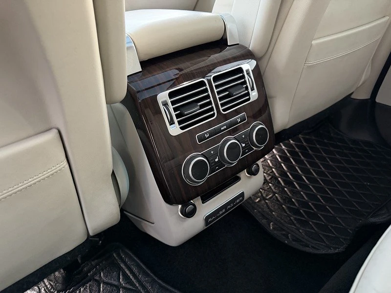 2014 Land Rover Range Rover L405 - Image 17 of 20
