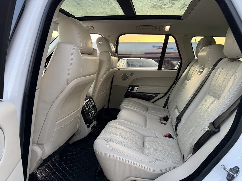 2014 Land Rover Range Rover L405 - Image 16 of 20