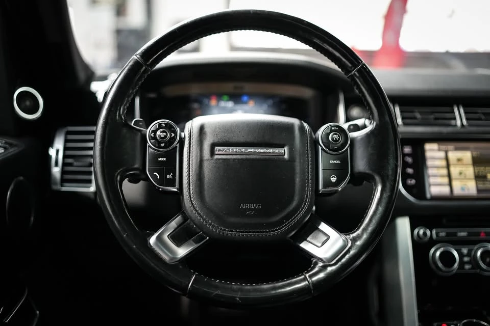 2014 Land Rover Range Rover L405 - Image 13 of 18