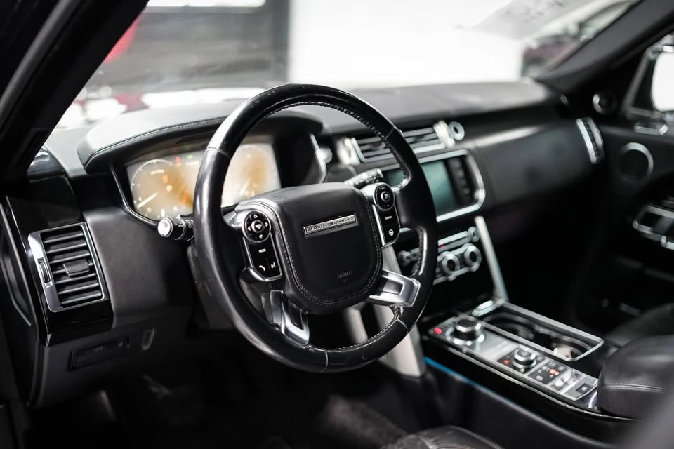 2014 Land Rover Range Rover L405 - Image 11 of 18