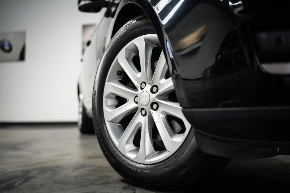 2014 Land Rover Range Rover L405 - Image 3 of 18