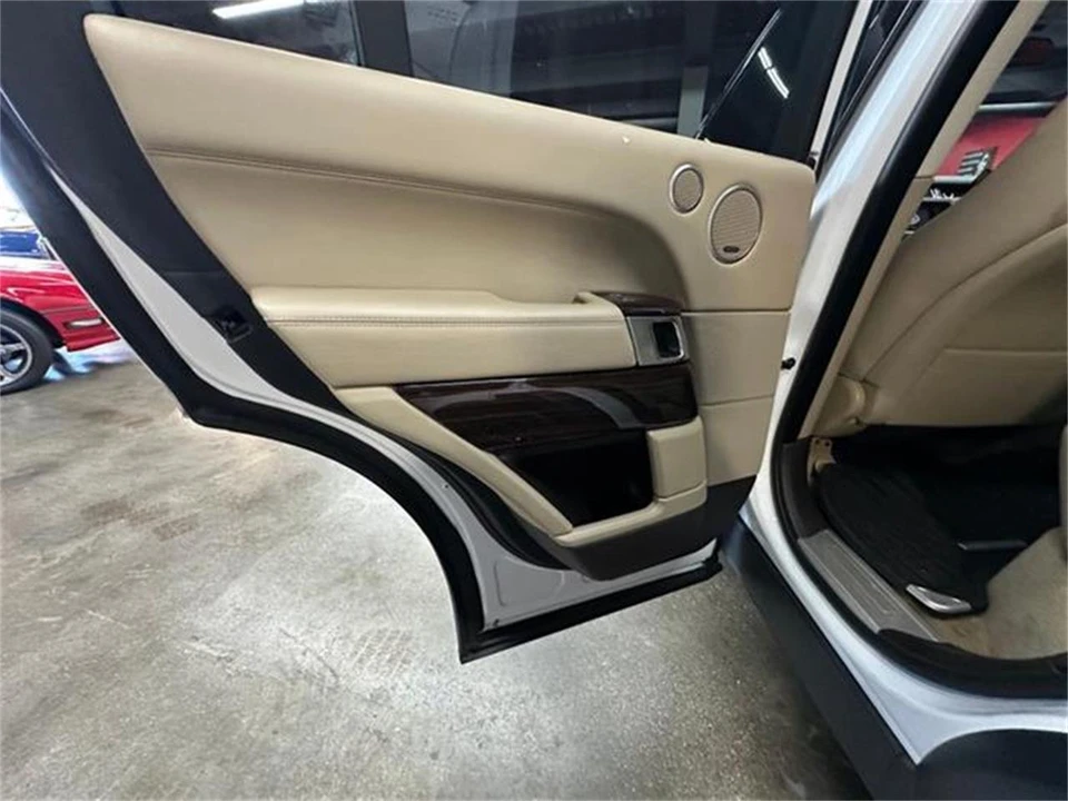 2014 Land Rover Range Rover L405 - Image 14 of 16