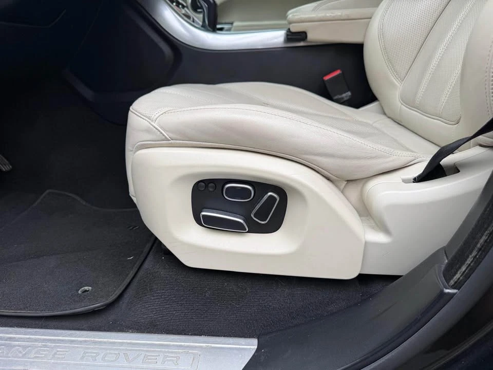 2014 Land Rover Range Rover L405 - Image 10 of 20