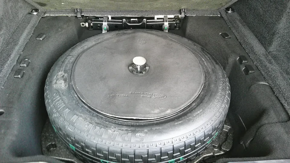 2014 Land Rover Range Rover L405 - Image 17 of 20