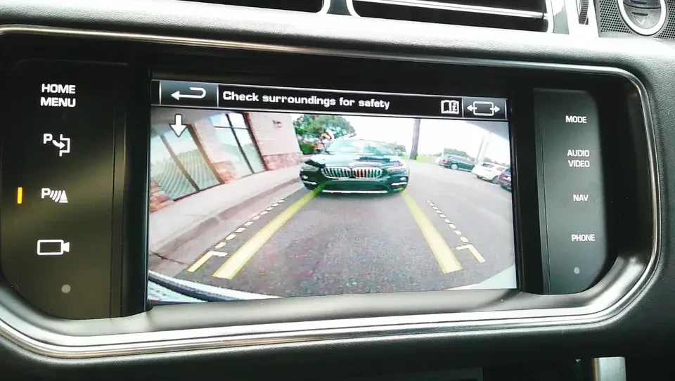 2014 Land Rover Range Rover L405 - Image 13 of 20