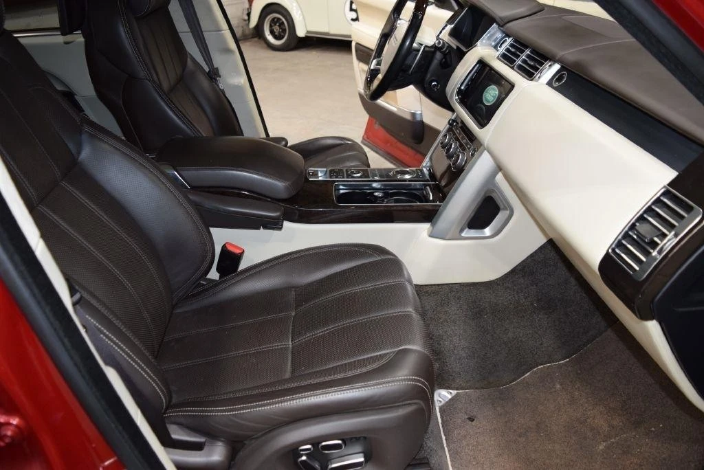 2014 Land Rover Range Rover L405 - Image 24 of 31