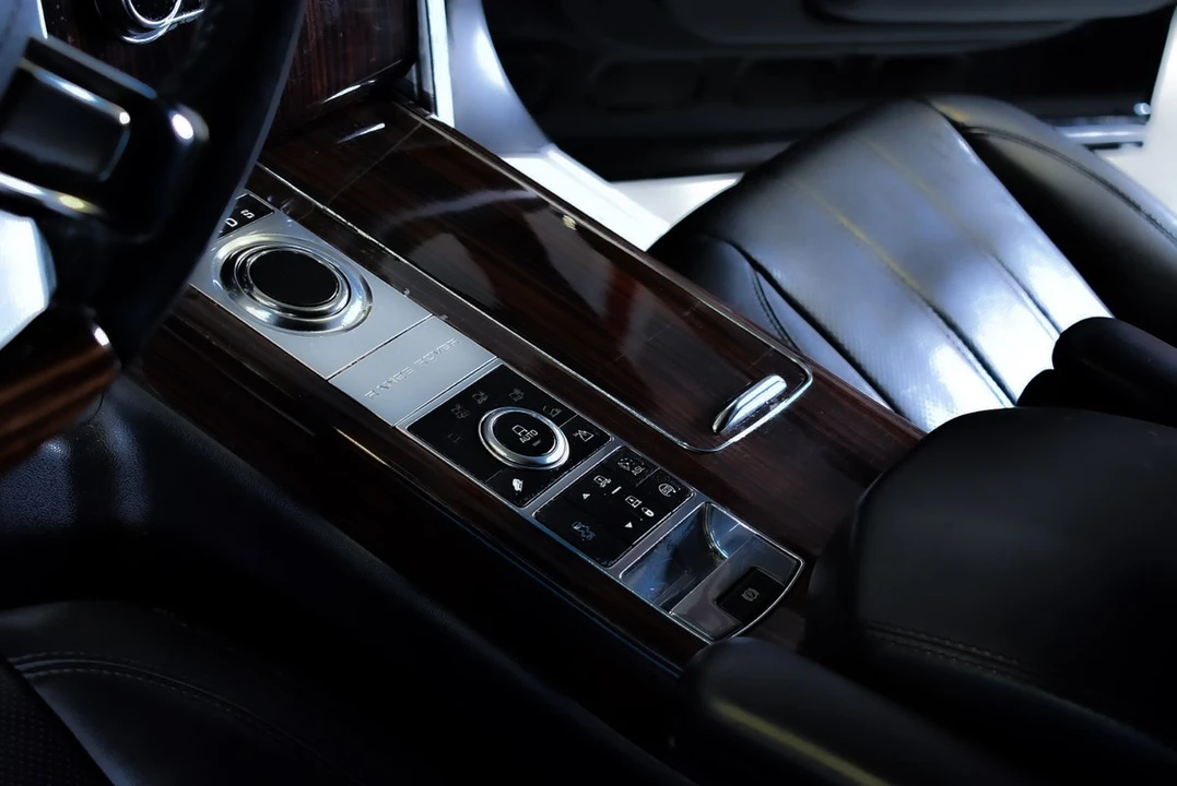 2014 Land Rover Range Rover L405 - Image 29 of 30