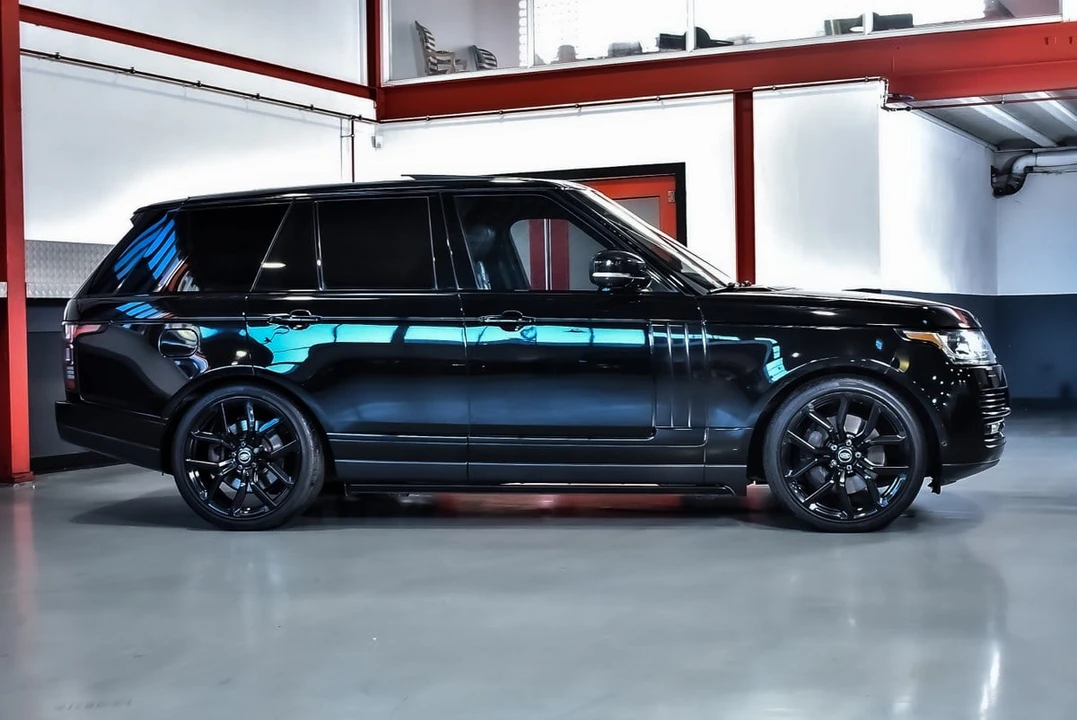 2014 Land Rover Range Rover L405 - Image 11 of 31