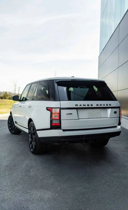 2014 Land Rover Range Rover L405 - Image 4 of 19