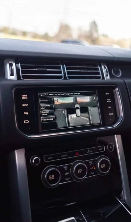 2014 Land Rover Range Rover L405 - Image 11 of 19