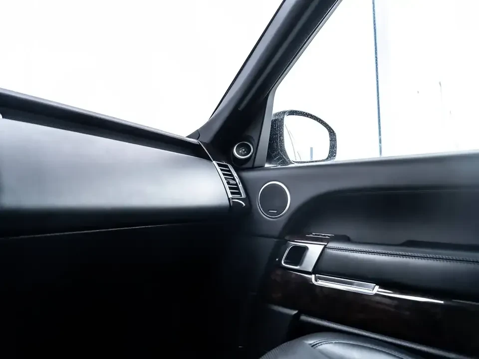 2014 Land Rover Range Rover L405 - Image 17 of 19
