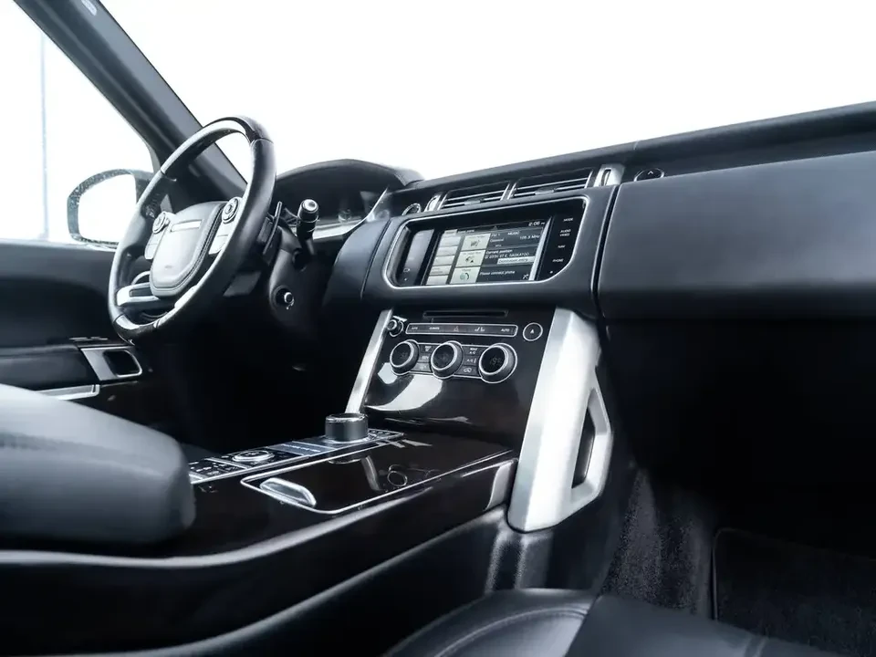 2014 Land Rover Range Rover L405 - Image 19 of 20