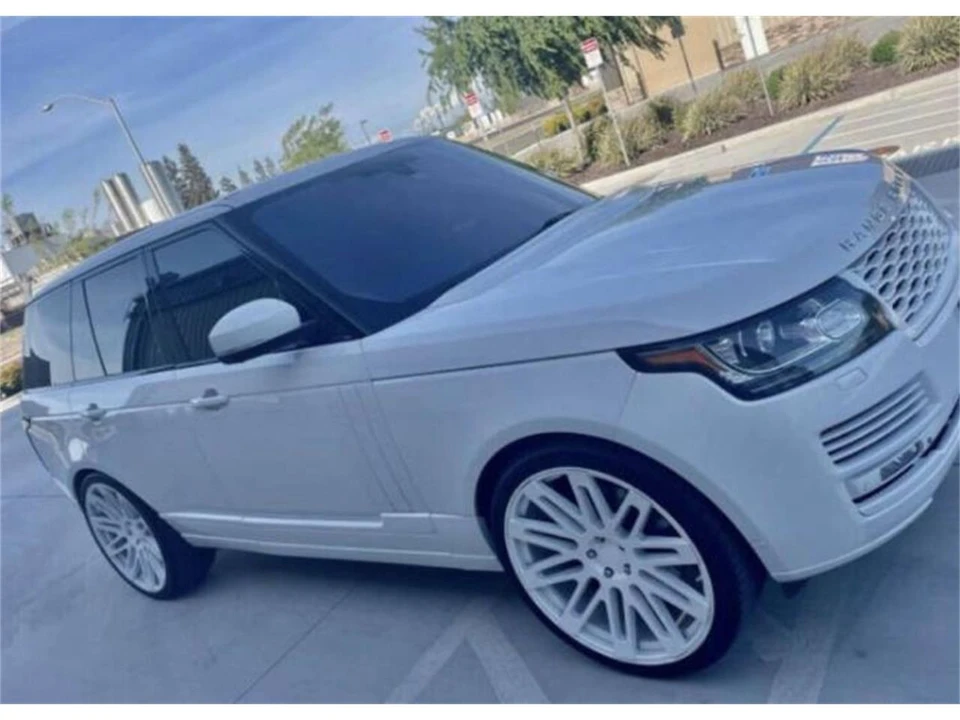 2014 Land Rover Range Rover L405 - Image 4 of 30