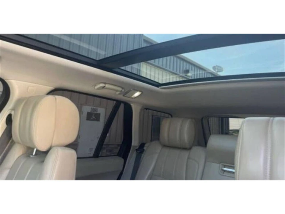 2014 Land Rover Range Rover L405 - Image 9 of 30