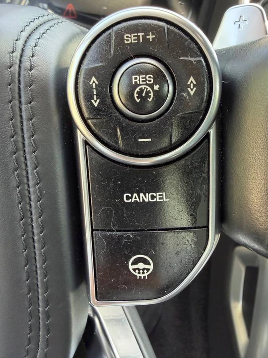 2014 Land Rover Range Rover L405 - Image 17 of 23