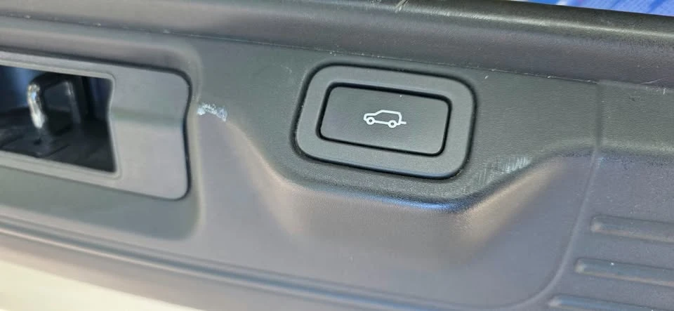 2014 Land Rover Range Rover L405 - Image 10 of 12