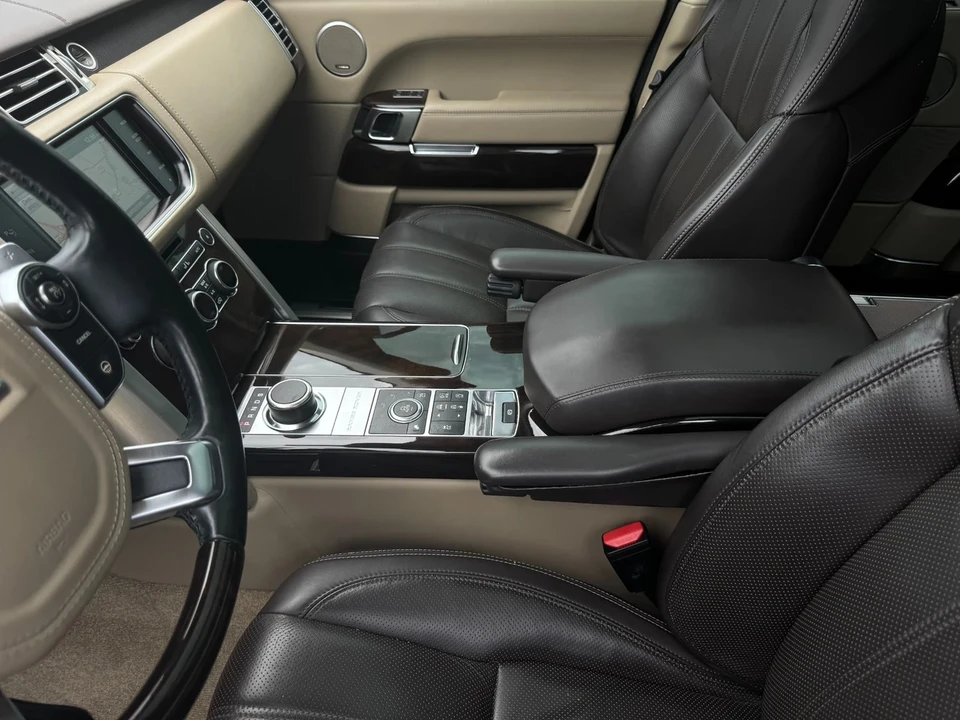 2014 Land Rover Range Rover L405 - Image 11 of 21