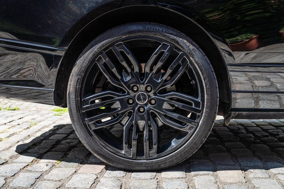 2014 Land Rover Range Rover L405 - Image 11 of 30