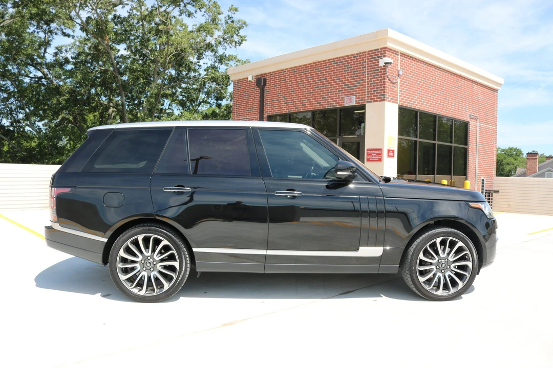 2014 Land Rover Range Rover L405 - Image 17 of 31