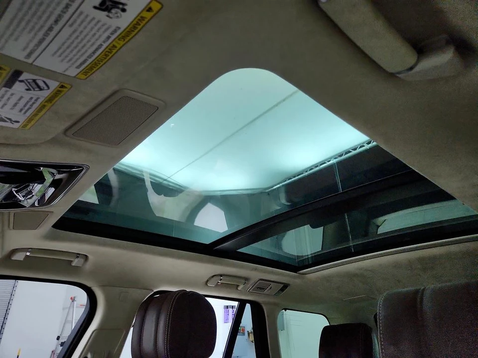 2014 Land Rover Range Rover L405 - Image 15 of 21
