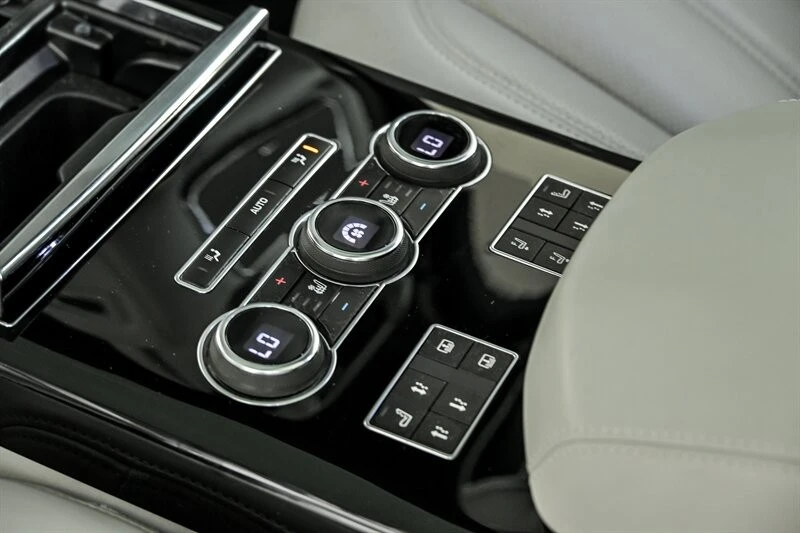 2014 Land Rover Range Rover L405 - Image 21 of 31