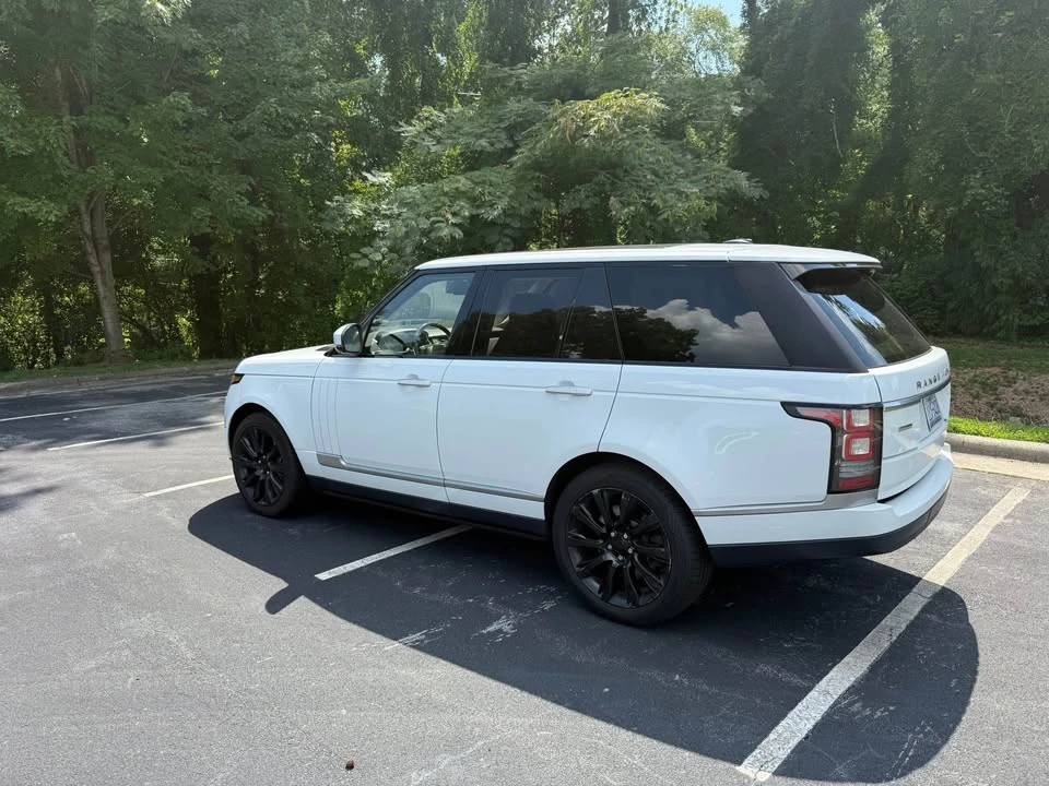 2014 Land Rover Range Rover L405 - Image 9 of 14