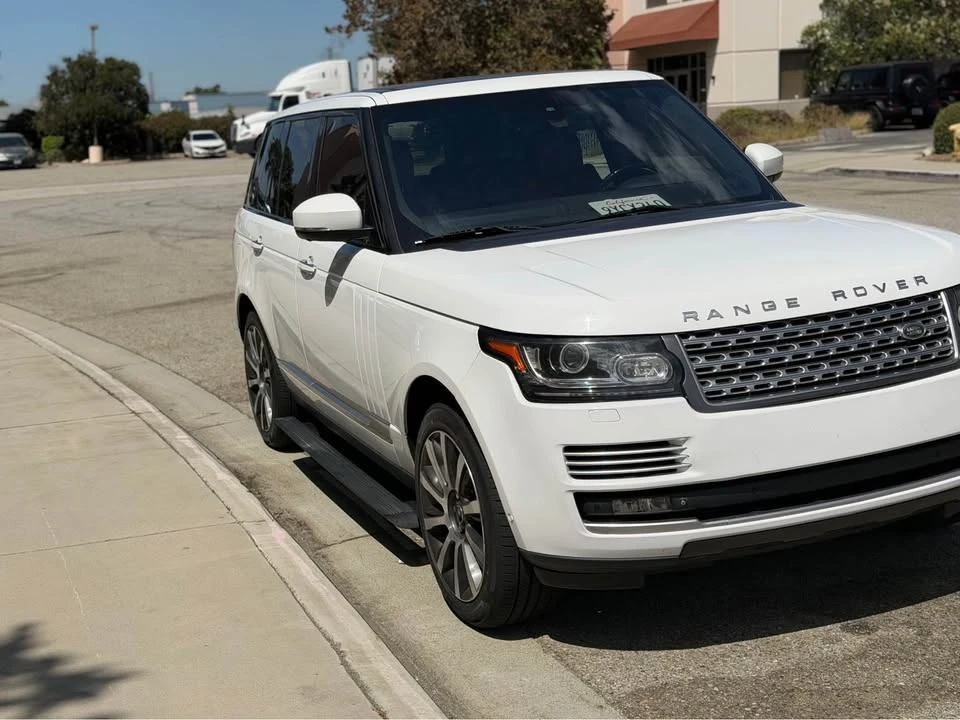 2014 Land Rover Range Rover L405 - Image 3 of 15