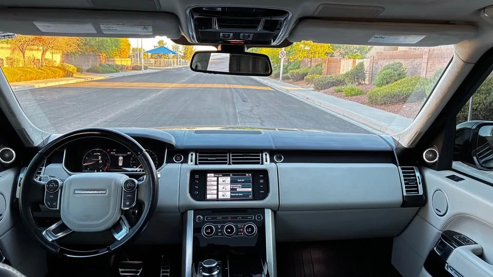 2014 Land Rover Range Rover L405 - Image 11 of 20