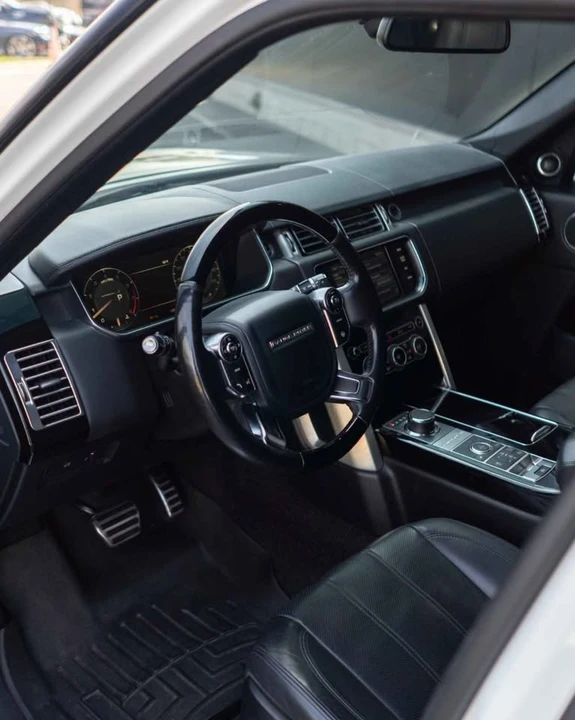 2014 Land Rover Range Rover L405 - Image 6 of 16