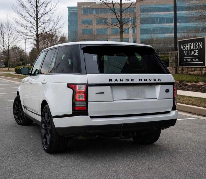 2014 Land Rover Range Rover L405 - Image 4 of 16