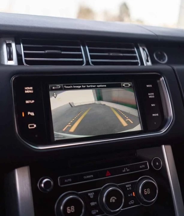2014 Land Rover Range Rover L405 - Image 9 of 16