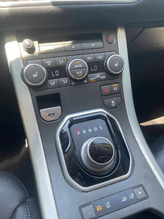 2014 Land Rover Range Rover Evoque 1st Gen - Image 21 of 24
