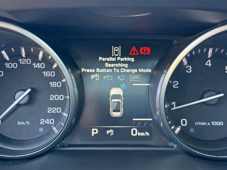 2014 Land Rover Range Rover Evoque 1st Gen - Image 19 of 20
