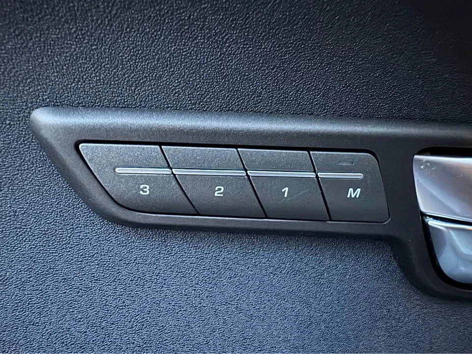 2014 Land Rover Range Rover Evoque 1st Gen - Image 14 of 18