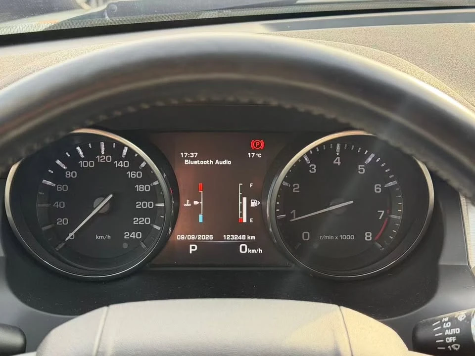 2014 Land Rover Range Rover Evoque 1st Gen - Image 13 of 20