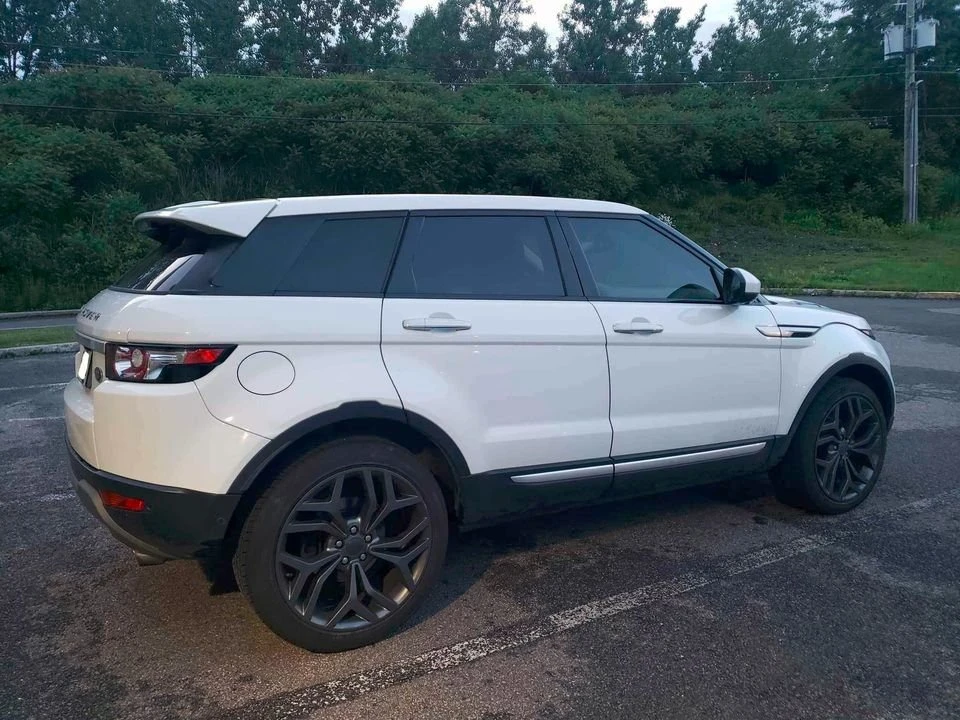 2014 Land Rover Range Rover L405 - Image 4 of 10