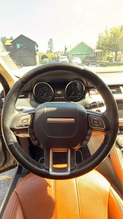 2014 Land Rover Range Rover Evoque 1st Gen - Image 11 of 17