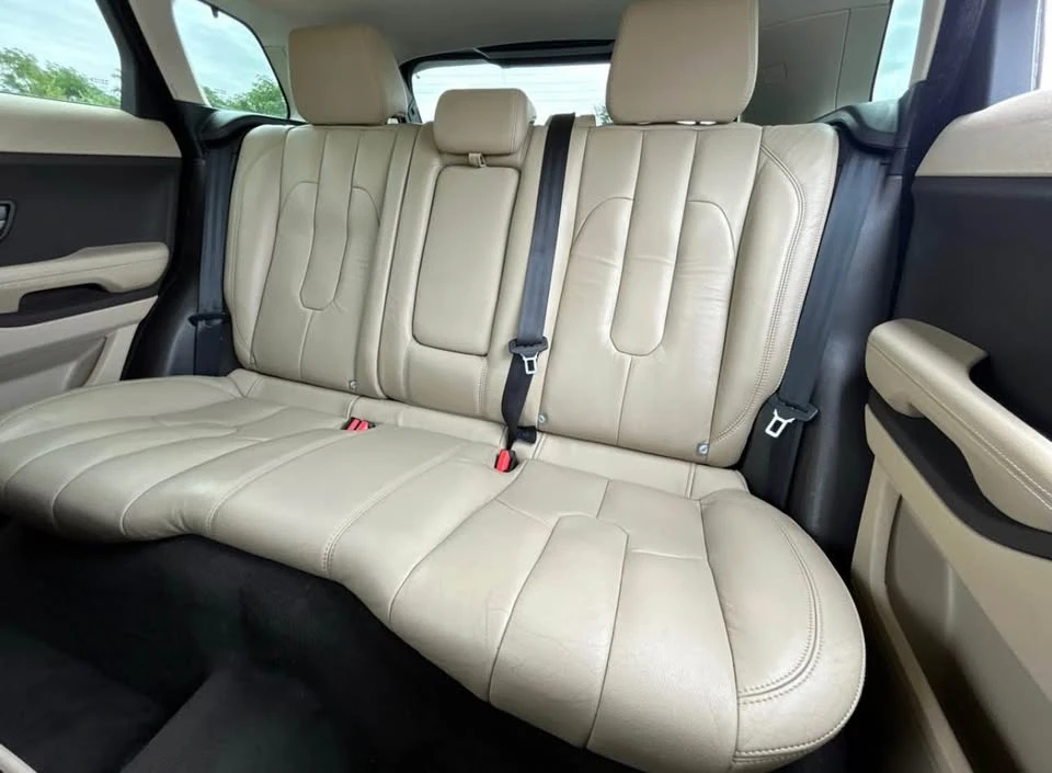 2014 Land Rover Range Rover Evoque 1st Gen - Image 14 of 19