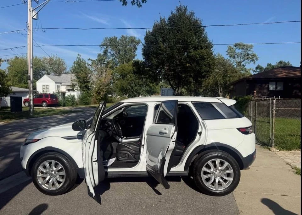 2014 Land Rover Range Rover Evoque 1st Gen - Image 4 of 12
