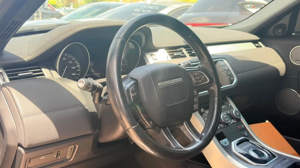 2014 Land Rover Range Rover Evoque 1st Gen - Image 5 of 7