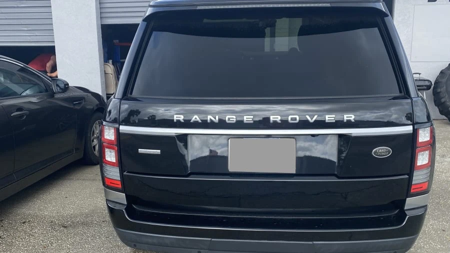 2014 Land Rover Range Rover L405 - Image 9 of 12
