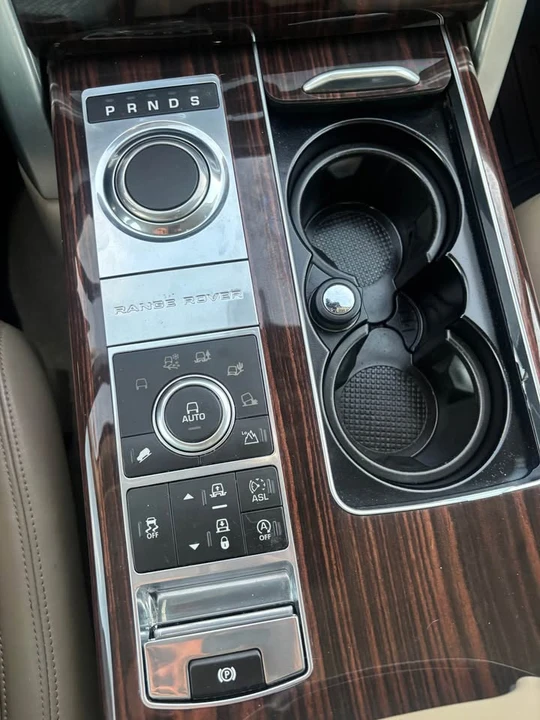 2014 Land Rover Range Rover L405 - Image 14 of 15