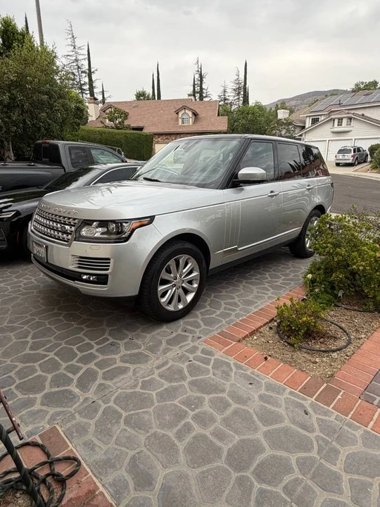 2014 Land Rover Range Rover L405 - Image 2 of 12