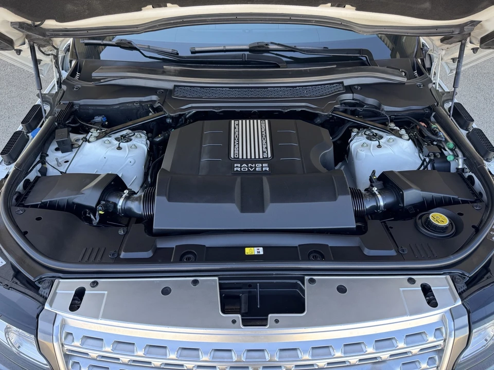 2014 Land Rover Range Rover L405 - Image 18 of 19